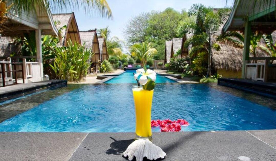 Youpy Bungalows Gili Air Exterior photo