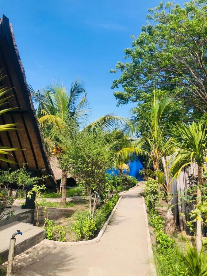 Youpy Bungalows Gili Air Exterior photo