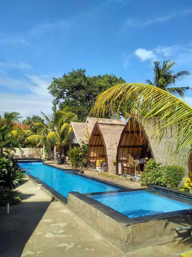 Youpy Bungalows Gili Air Exterior photo