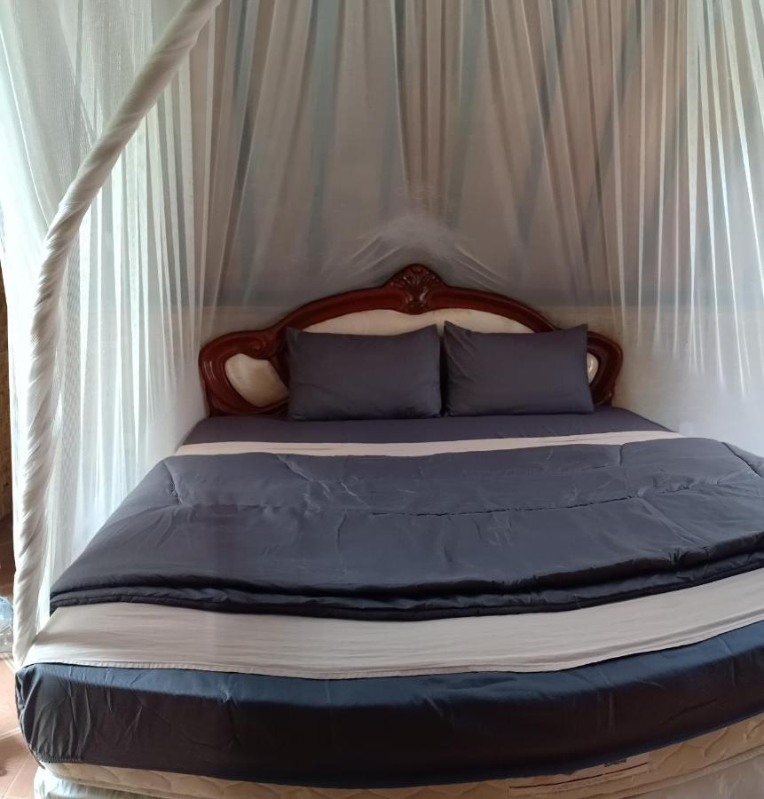 Youpy Bungalows Gili Air Exterior photo